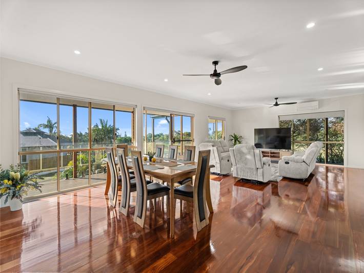 Appartement entier, Maison familiale de 4 chambres à coucher à Hervey Bay, près de la plage in Hervey Bay, Fraser Coast
