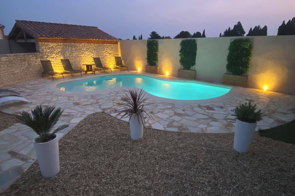 Muy hermosa masía provenzal completamente renovada - Piscina y Spa in Violès, Vaucluse