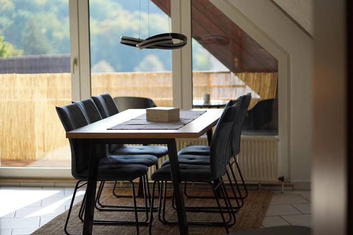 Appartement de vacances pour 6 personnes, avec Balcon ainsi que Terrasse et Vue