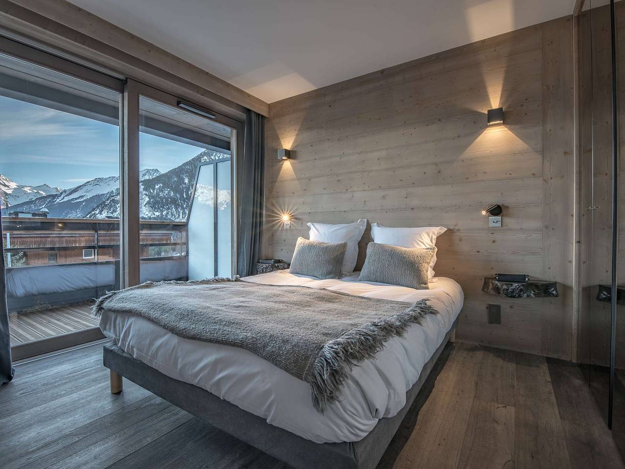 Ganze Wohnung, 51 m² für 4 Personen - Kurze Wege zu Pisten - Zentrum Courchevel Village - Spa, Kamin, Netflix in Saint-Bon-Tarentaise, Vanoise-Massiv