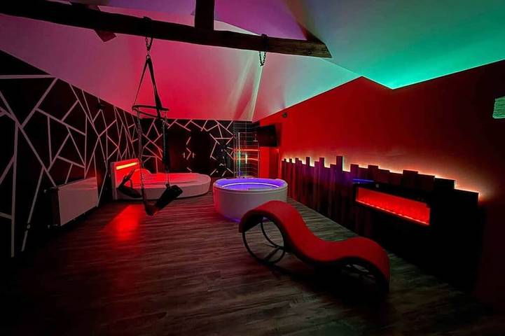 Gîte pour 4 personnes, avec jacuzzi dans Échenoz-le-Sec