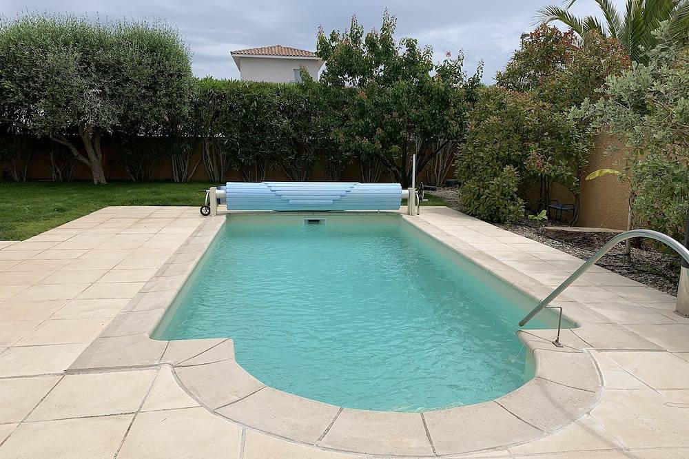 Villa 6 pers avec Piscine proche de Sète et du Bassin de Thau in Villeveyrac, Côte méditerranéenne (France)
