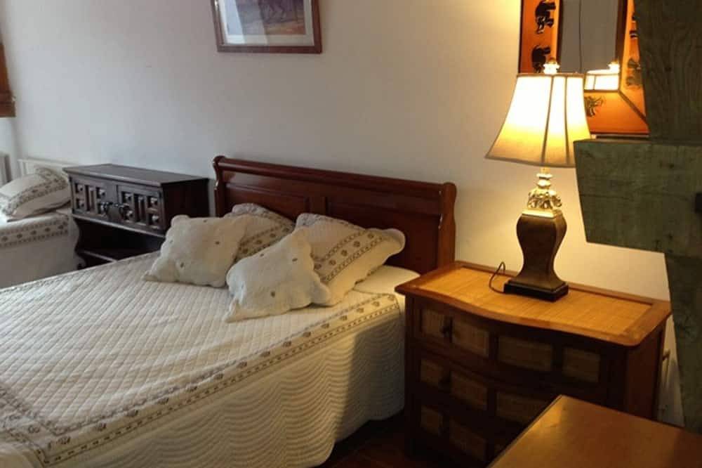 Gîte anniversaires et fêtes à 1 heures de Paris 31 couchages+salle 70 personnes in Courtenay, Région de Montargis