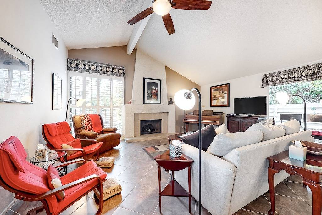 Vacation House for 6 Guests in Palm Springs, Coachella Valley