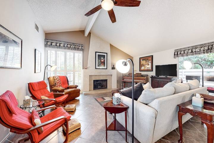 Vacation house for 6 people, with terrace in Palm Springs