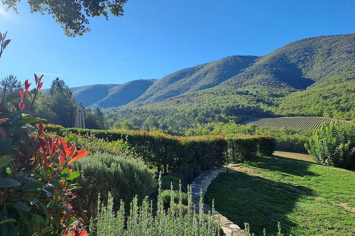 Location de vacances pour 12 personnes, avec jardin à Saint-Martin-de-Castillon - 3
