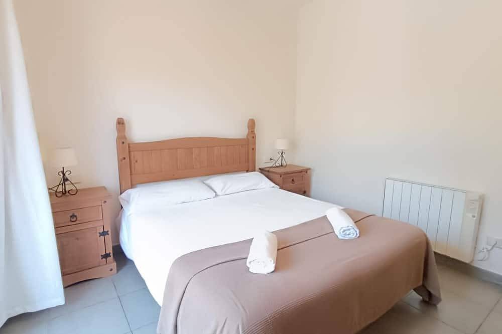 Entire apartment, Apartament La Plaça in Gualba, Barcelona Inland
