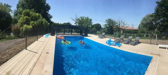Chambre d’hôte pour 2 personnes, avec bassin pour enfant et jardin ainsi que vue et piscine dans Lac du Der-Chantecoq