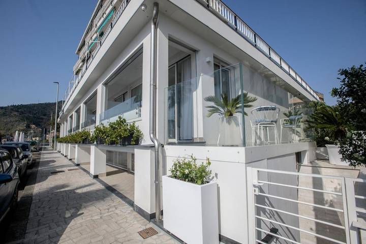 Ferienwohnung für 5 Personen, mit Terrasse und Ausblick, mit Haustier in Sestri Levante