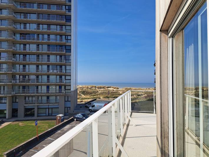 Gîte pour 6 personnes, avec balcon, adapté aux familles dans Ostdunkerque-Bains - 3