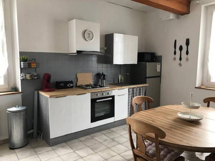 Gîte pour 6 personnes, avec vue à Léran
