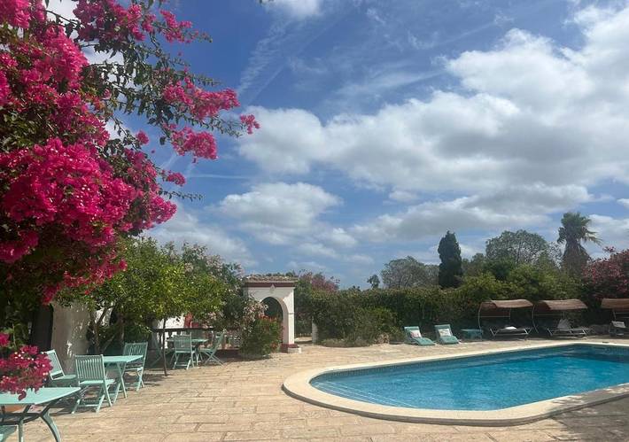Chambre d’amis pour 4 personnes, avec piscine et jardin