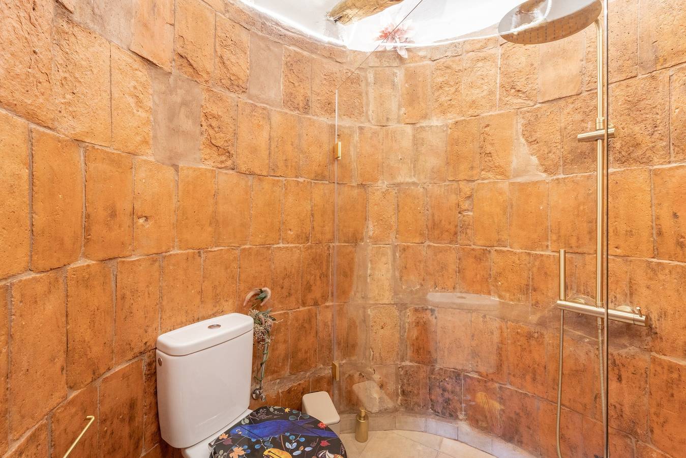 Appartement 'Gnomo' met Uitzicht op de Bergen, Wi-Fi en Airconditioning, foto 6