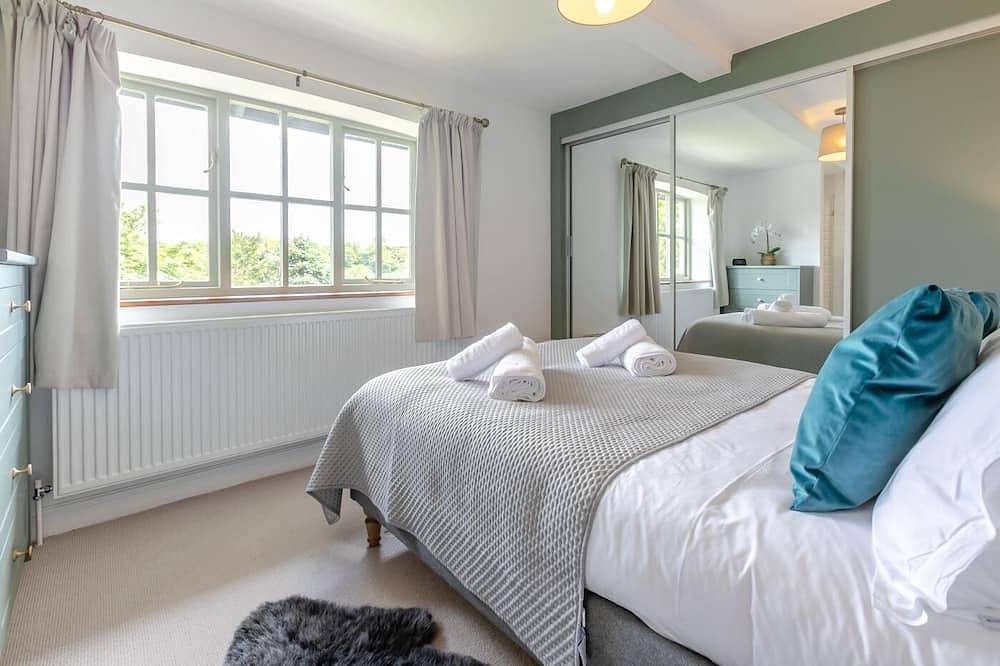 4 Bed in Helford (oc-s34375) in Helford, Cornwall
