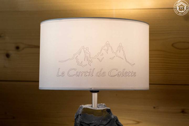 Gîte für 11 Personen, mit Terrasse und Balkon/Terrasse in Französische Alpen - 2