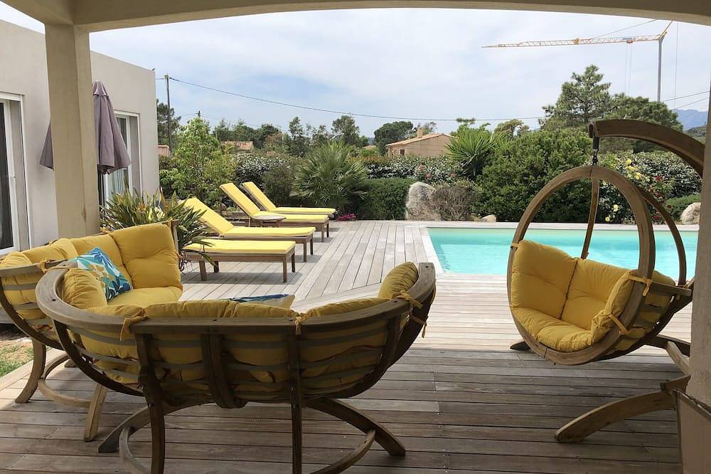 Piscina riscaldata - Spiagge 2 min - 5 camere da letto - Wifi Clim in Lecci, Sartène e dintorni