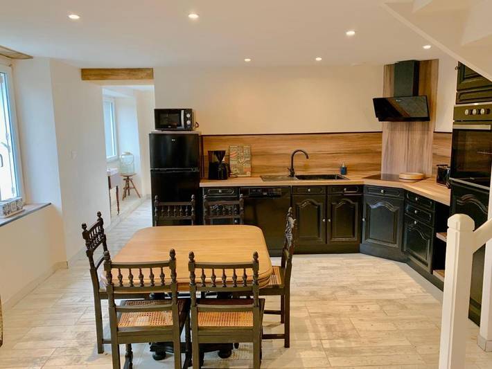 Location de vacances pour 9 personnes, avec terrasse, animaux acceptés à Lampaul-Guimiliau