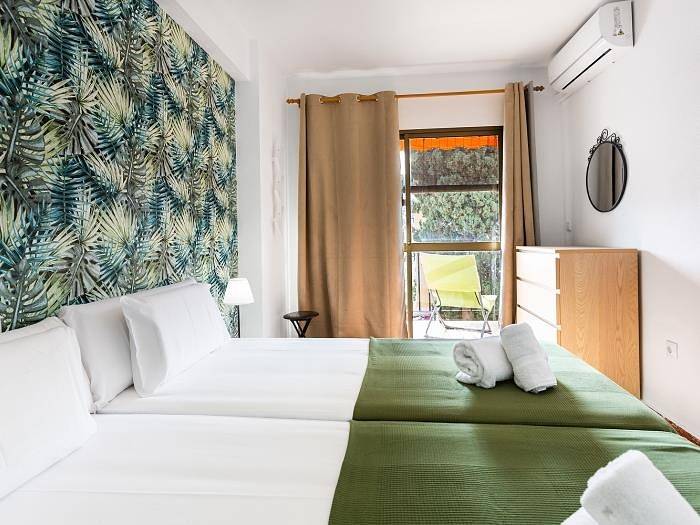 Ganze Ferienwohnung, Ferienwohnung für 6 Personen mit Terrasse in Torremolinos Zentrum, Torremolinos