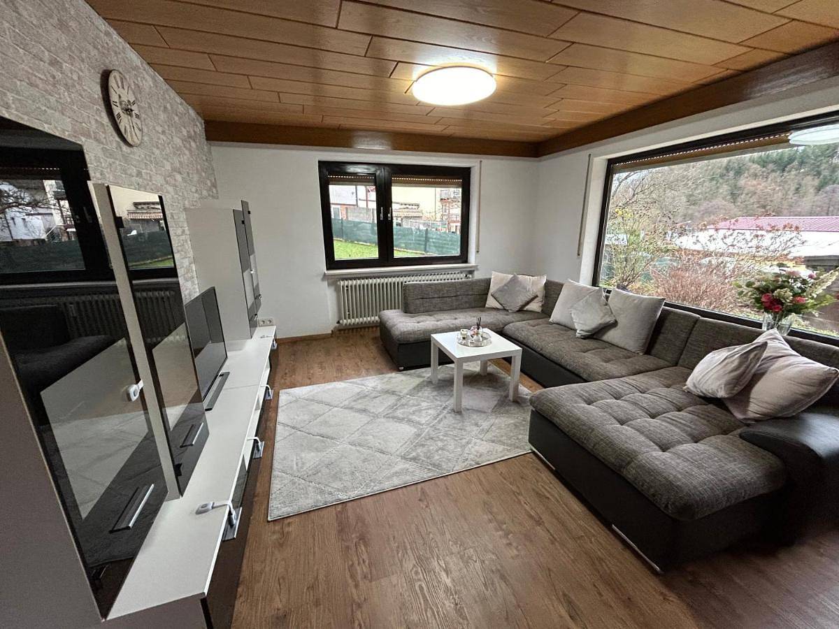 Ganze Wohnung, Apartment with Garden View in Wald-Michelbach, Bergstraße