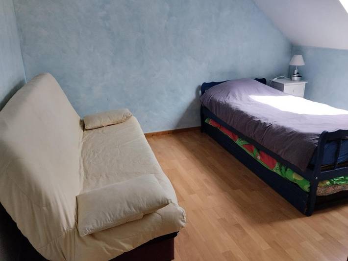 Location de vacances pour 5 personnes, avec Terrasse et Jardin à Nans-sous-Sainte-Anne - 4