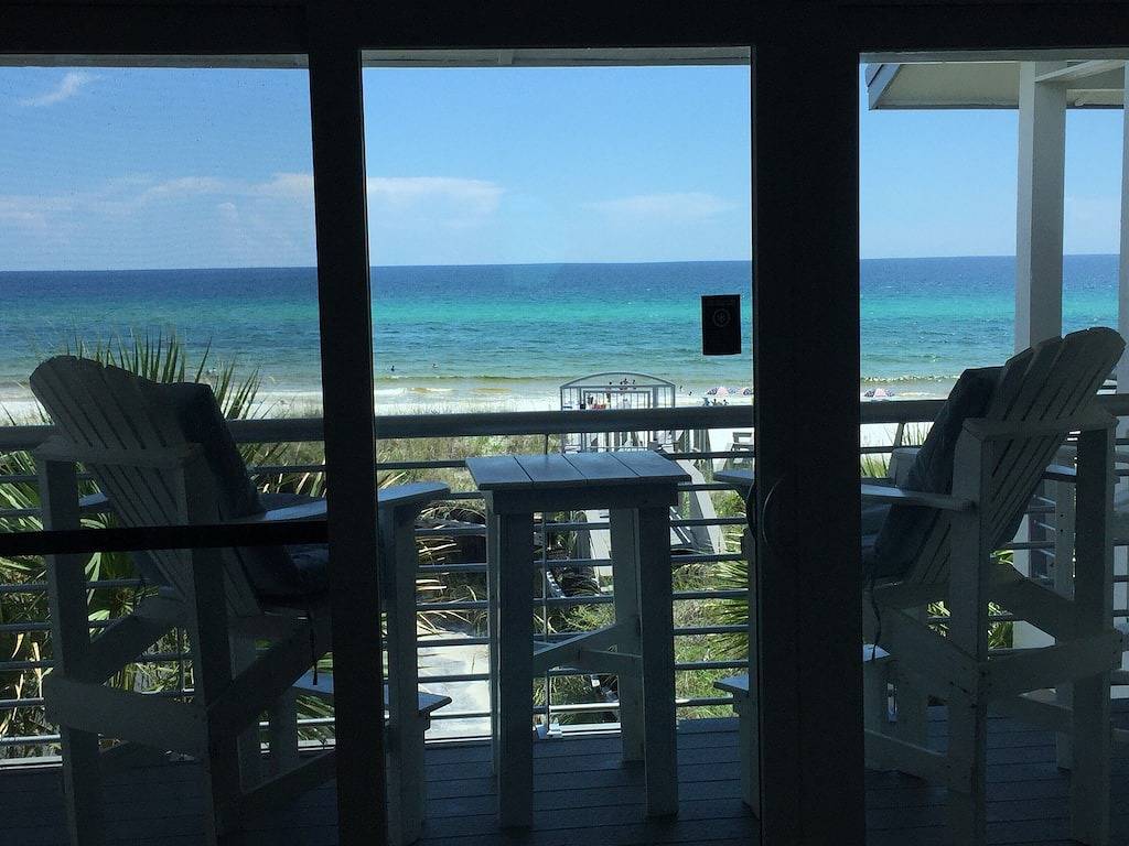 Walton Dunes 7, Beachfront, Private Beach. 2 Chair/1 Umbrella Set up Included. in Emerald Coast
