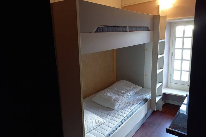 Location de vacances pour 16 personnes, avec balcon ainsi que jardin et jacuzzi, animaux acceptés à Clécy - 4