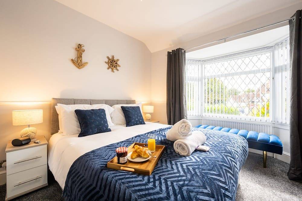 *New Exclusive* Luxury House near Nec, Jlr, Resorts World, Birmingham Airport in Solihull, Birmingham Area