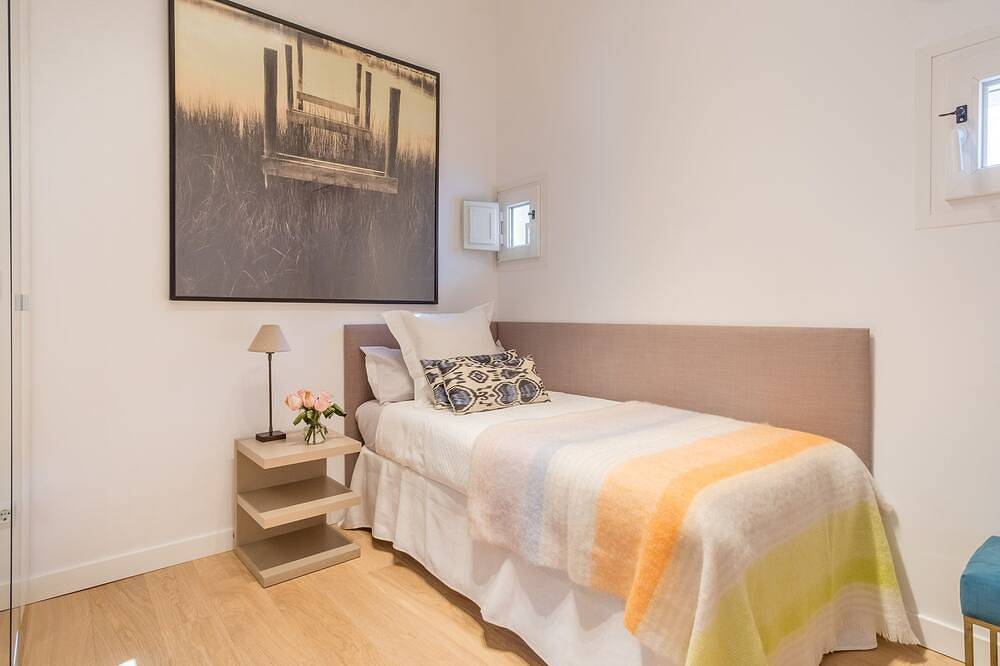 Ganze Wohnung, Charming Apartment with Terrace in Salamanca in Madrid, Madrid Province