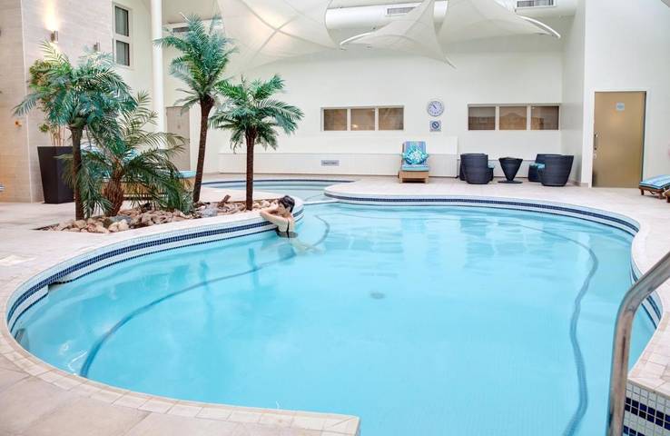 Hôtel pour 2 personnes, avec piscine et jacuzzi ainsi que terrasse et sauna à Winchester - 3