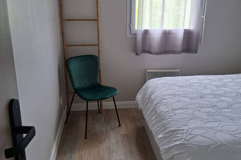 Entire apartment, Cosymontblanc apartment in residence with swimming pool, between lakes and mountains. in Nangy, Saint-Julien-en-Genevois region