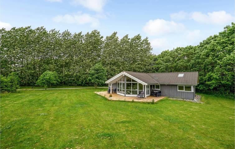 Ferienhaus für 7 Personen, mit Whirlpool und Terrasse sowie Sauna