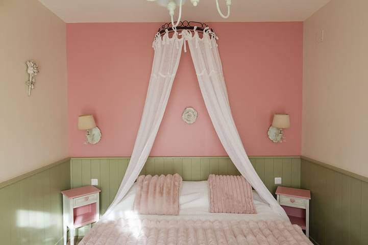 Location de vacances pour 4 personnes, avec jardin ainsi que sauna et balcon à Cahon - 2