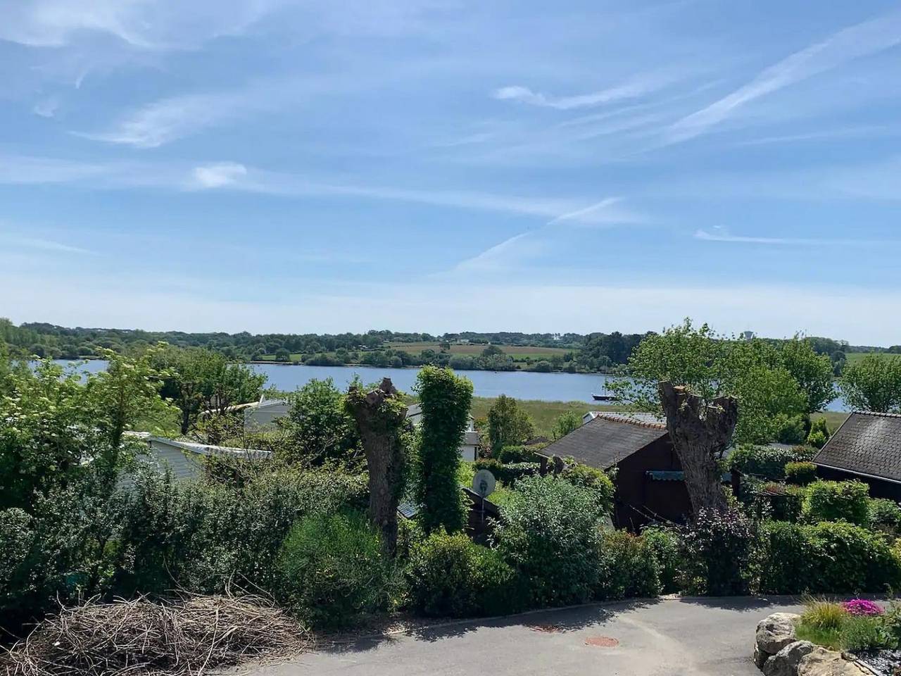 Visnonia in Arzal, Côte des Mégalithes