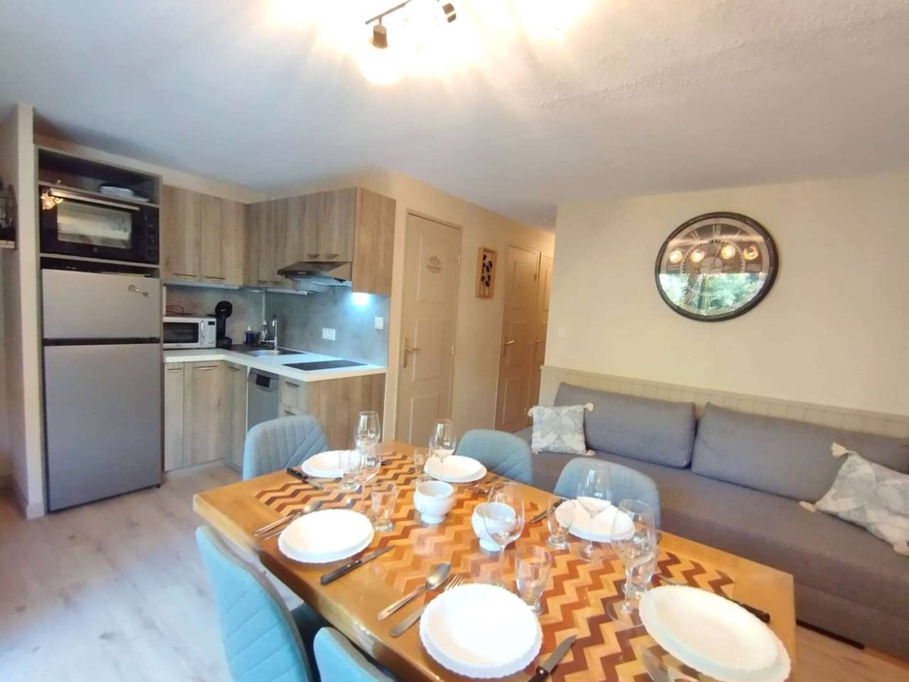 Entire apartment, Charming 2Br Apartment for 6 with Terrace, Parking, Ski Locker in Vignec in Vignec, Pyrenees National Park