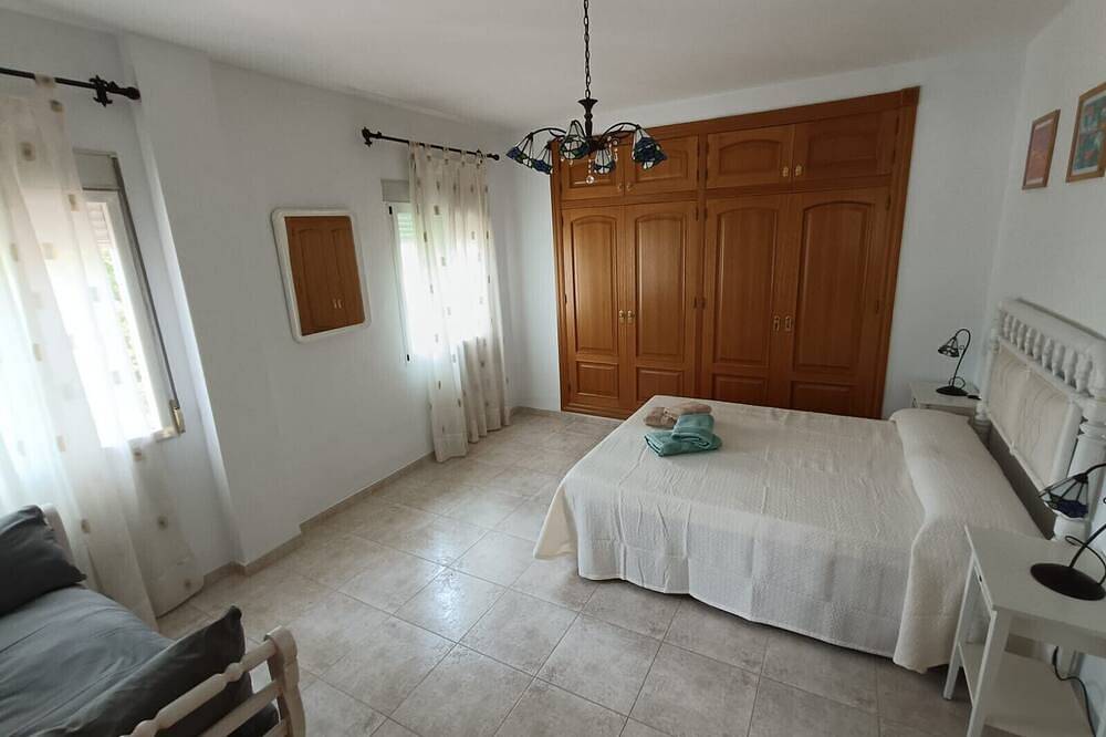 Casa Vacacional 'La Pincelada de Mágina' con Piscina Privada, Terraza Privada y Aire Acondicionado in Bedmar, Bedmar y Garcíez