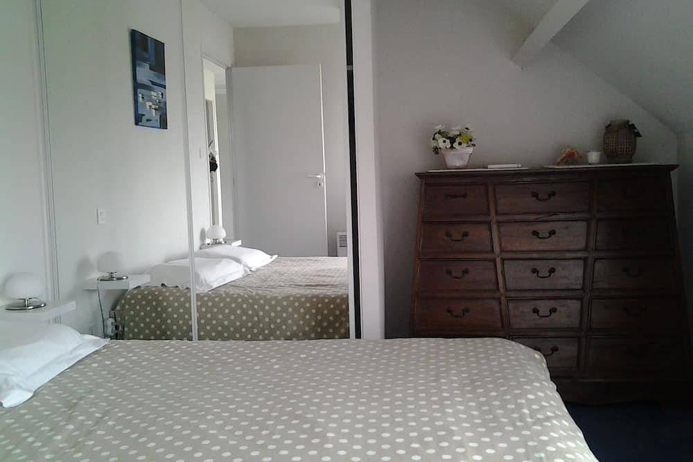 Appartement entier, La plage comme horizon avec cet appartement vacances T3 avec terrasse solarium in Guidel, Côte des Mégalithes