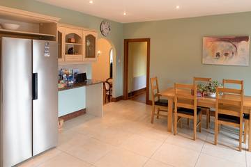 Holiday Rental for 16 People in Inishowen, County Donegal, Photo 4