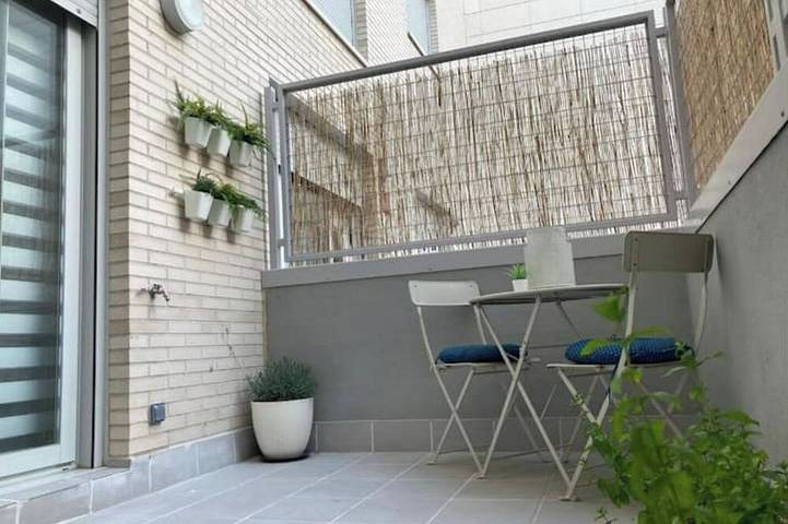 Location de vacances pour 4 personnes, avec terrasse à Saragosse