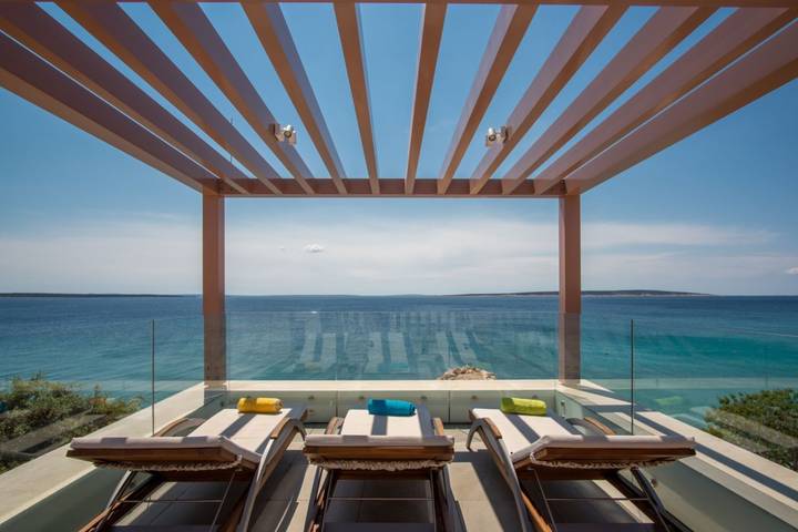 Villa pour 7 personnes, avec balcon/terrasse, animaux acceptés dans Pag - 3