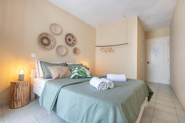 Appart’hôtel pour 2 personnes, avec jardin ainsi que vue et terrasse