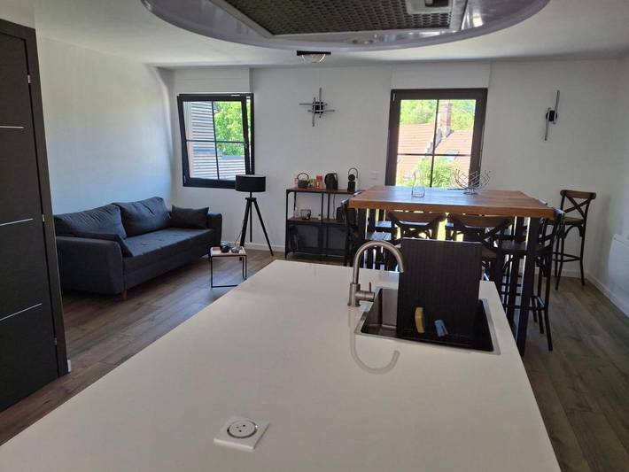 Gîte pour 2 personnes, avec terrasse dans Cuise-la-Motte - 2