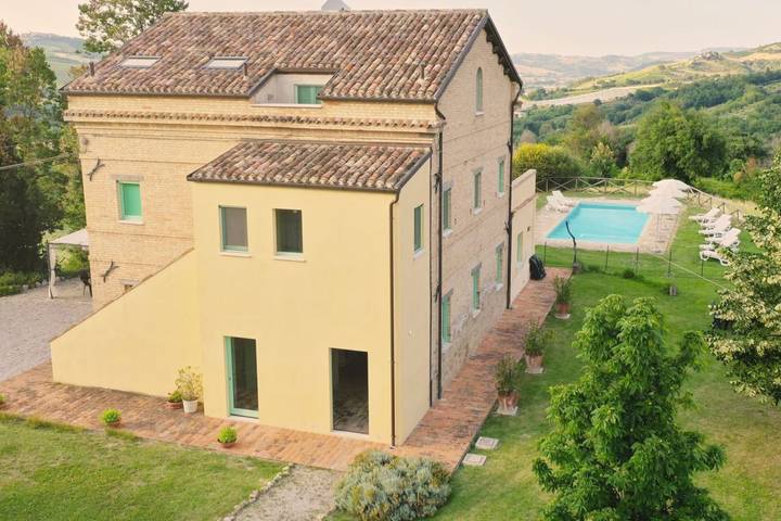 Maison de vacances pour 12 personnes avec terrasse in Montedinove, Province d'Ascoli Piceno