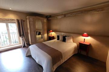 Location de vacances pour 4 personnes, avec terrasse et jardin à Vézac