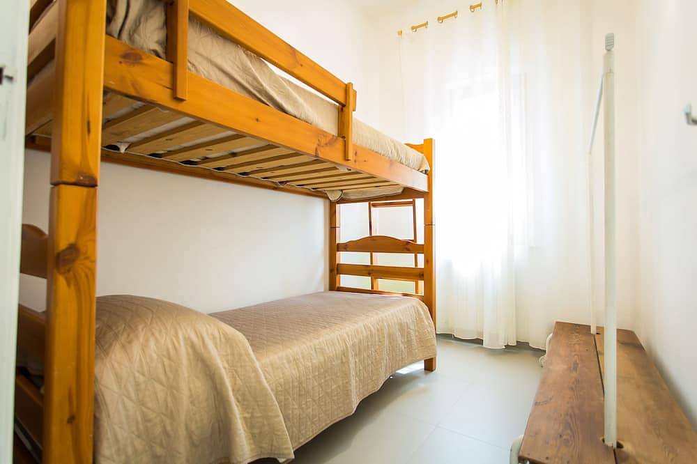 Frei stehende Villa zwischen Trapani und San Vito Lo Capo, mit Pool und Meerblick in Sant'Andrea Bonagia, Valderice