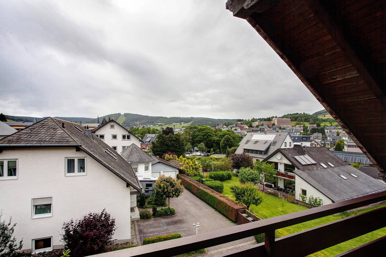 Ganze Wohnung, "Haus zur Laterne" mit Bergblick, Gemeinschaftsgarten und Wlan in Willingen, die Mittelgebirge