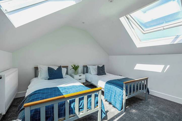 Lantern House | Historic Wells | Sleeps 11 in Wells, Somerset