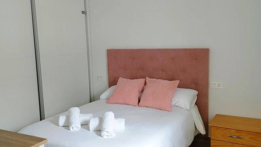 Casa rural para 7 personas, con Balcón/Terraza y Piscina en Montecorto - 3