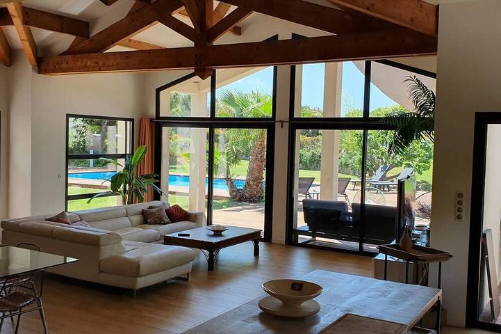 Location de vacances pour 6 personnes, avec Terrasse et Jardin à Assas (Hérault)