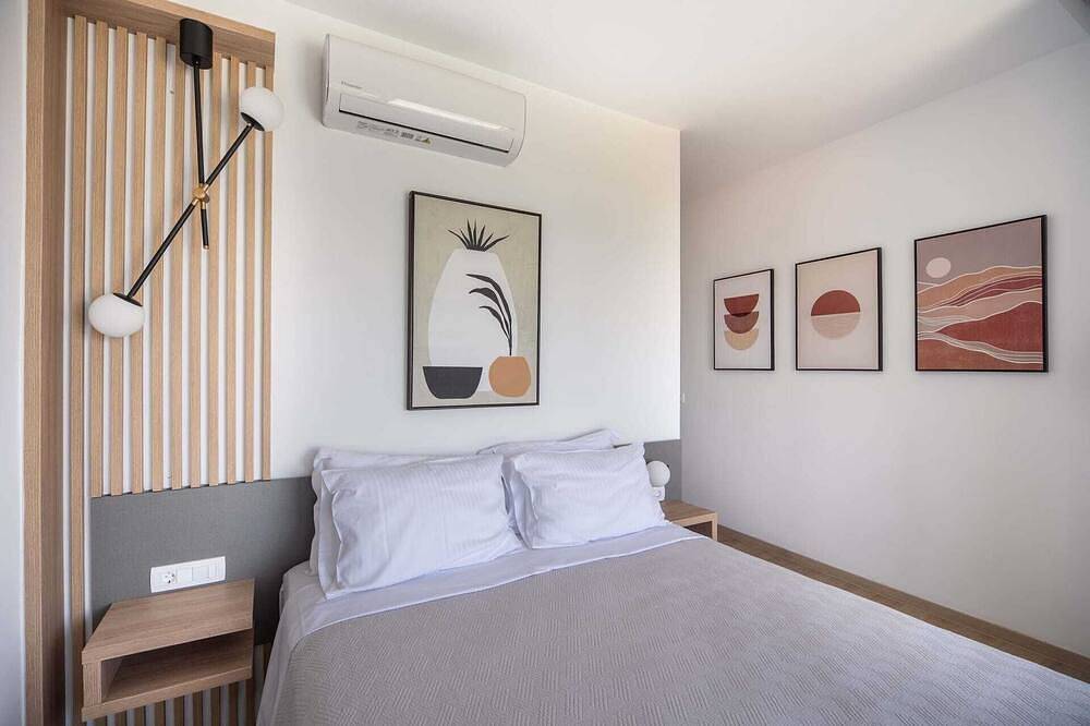 Isalos Seafront Villa, Luxury Villa in Agioi Apostoli, Chania und Umgebung
