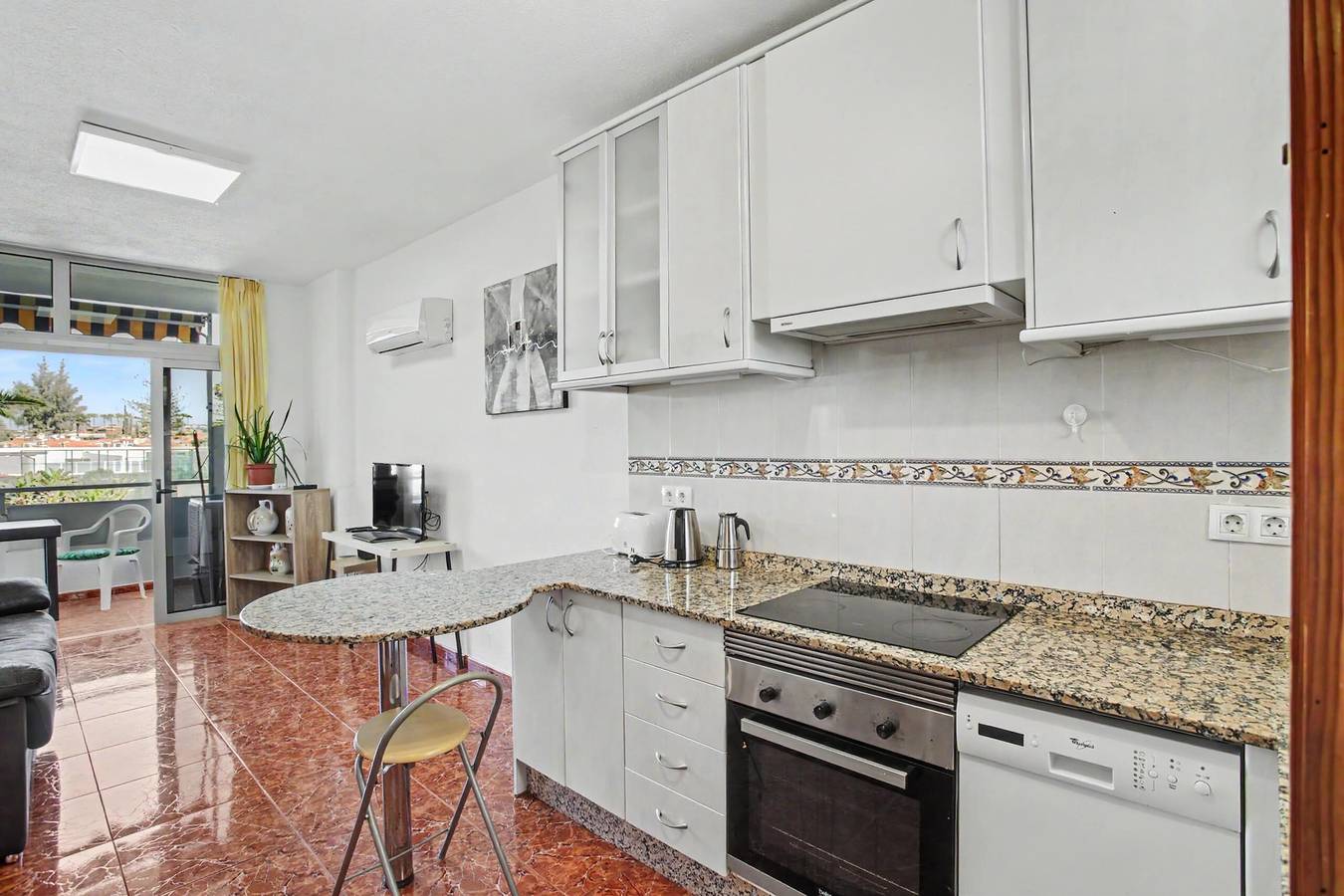 Ganze Wohnung, „Barbados Tirajana Zwei Schlafzimmer“ mit Gemeinschaftspool, Wlan und Klimaanlage in Maspalomas, San Bartolomé de Tirajana